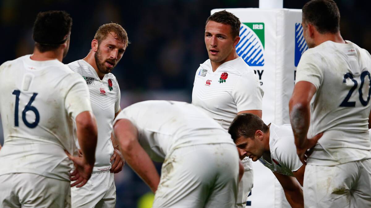A dejected Chris Robshaw and Sam Burgess are shattered after another Aussie try in the 2015 Rugby World Cup Pool A match between England and Australia at Twickenham Stadium on October 3, 2015 in London, United Kingdom. Photo by Shaun Botterill/Getty Images