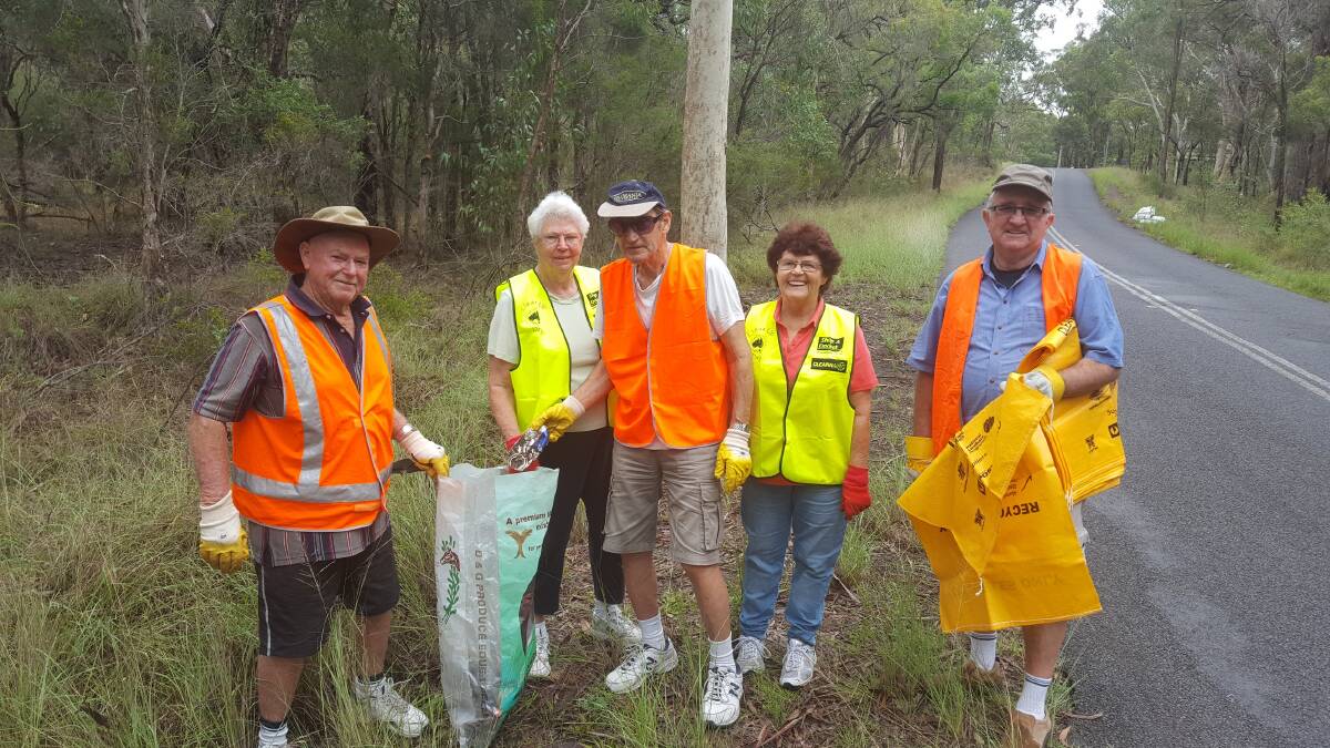 VOLUNTEERS: Pitt Town Progress Association at the 2017 Clean Up Australia Day.