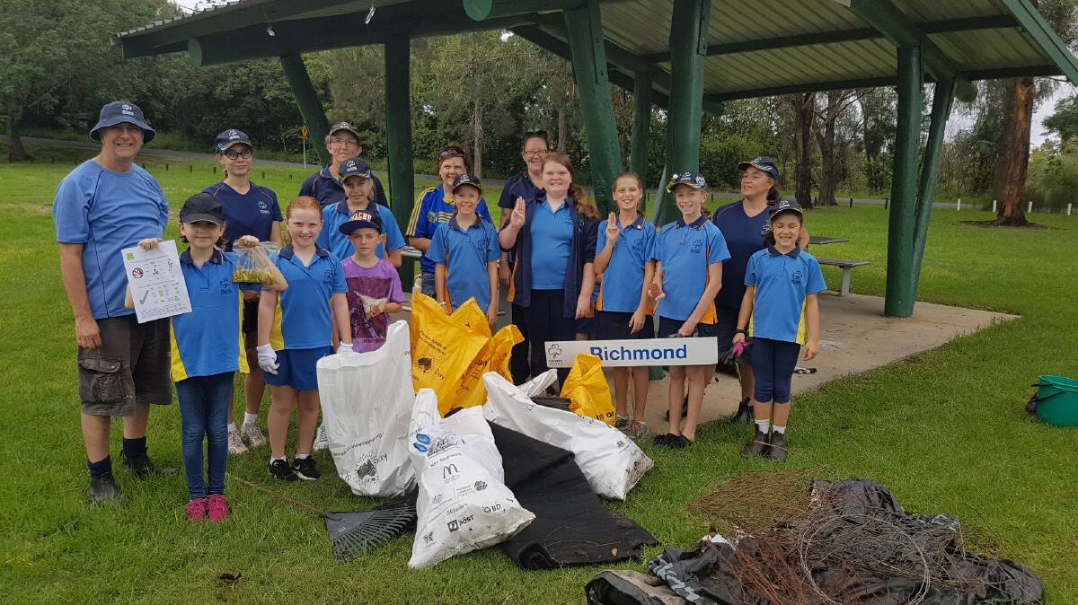 HELPING HANDS: Richmond Girl Guides at 2017 Clean Up Australia Day.