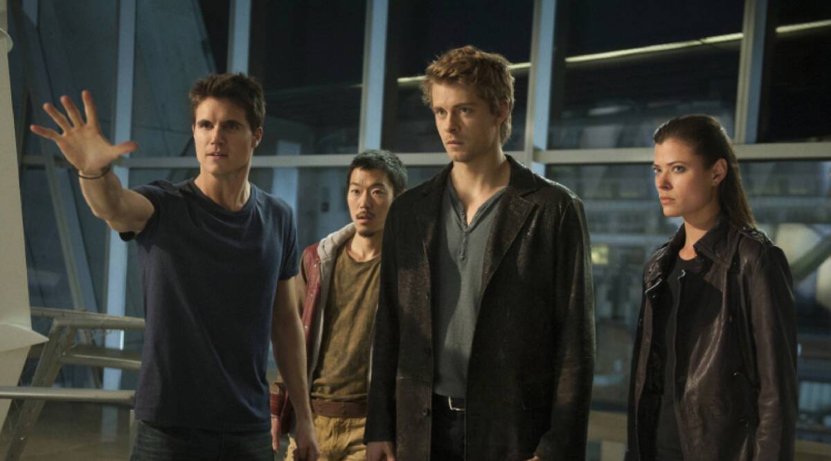 Robbie Amell (left) as Stephen Jameson in the short-lived 2014 television show, The Tomorrow People.