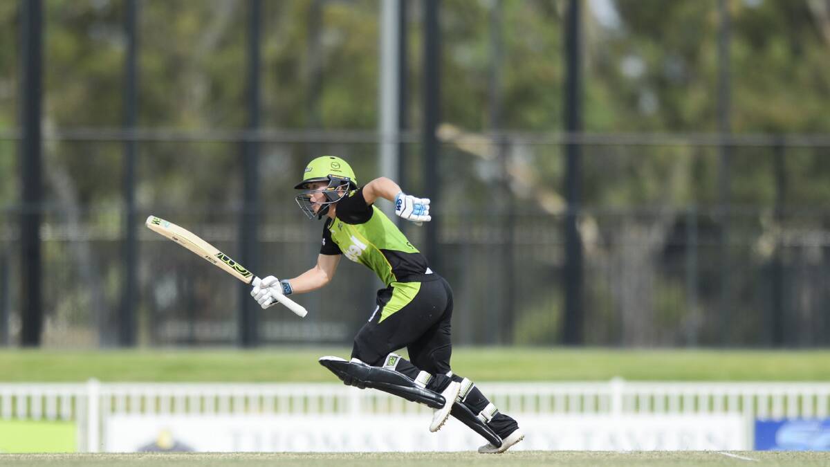 Sydney Thunder's Naomi Stalenberg runs between the wickets while playing against the Adelaide Strikers at Wagga Wagga on Sunday. Picture: AAP Image/ Rohan Thomson