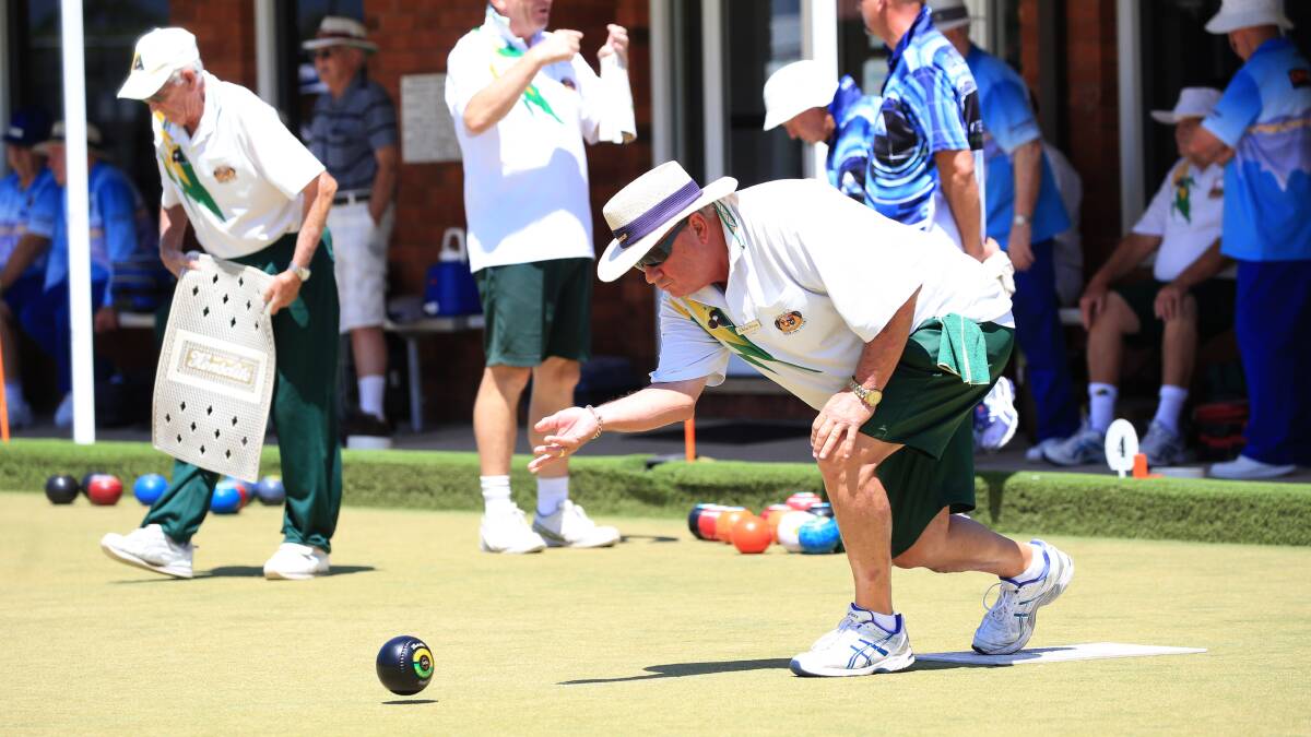 Eddie Dries in action during the Men's Pennants matches second grade Windsor V Austral and seventh grade Windsor V Glenbrook at the Windsor Bowling Club 3 March 2018. Picture: Geoff Jones .