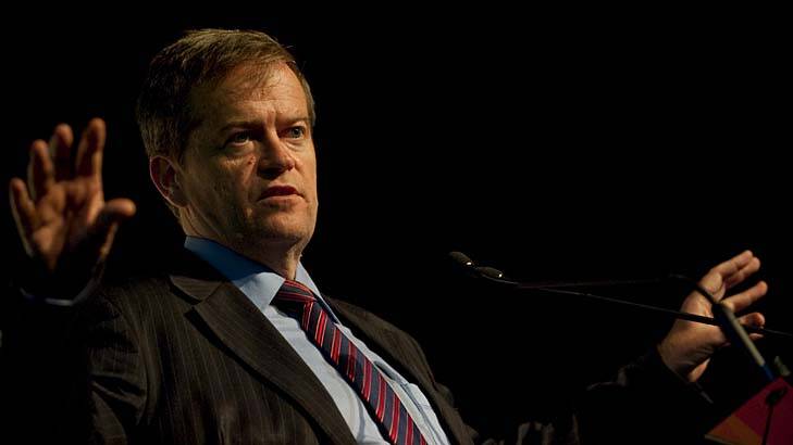 Conceded it would be "very difficult" for single parents to survive on the Newstart payments: Employment minister Bill Shorten. Photo: Jesse Marlow