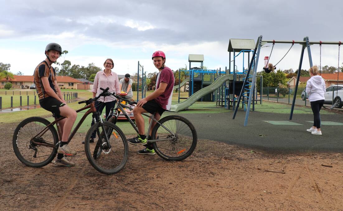 Macquarie MP Susan Templeman with locals William Potts and Riley Cotter in Bligh Park. Picture: Supplied.