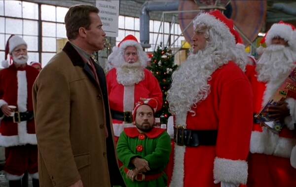 Arnold Schwarzenegger stars in Jingle All the Way (1997)