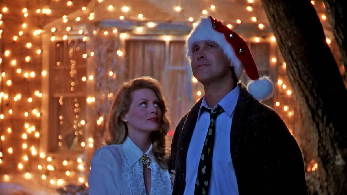 Beverly D'Angelo and Chevy Chase in Christmas Vacation (1989)