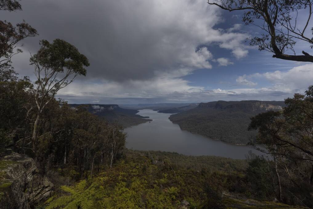 Stunning valley: Lake Burragorang could look very different if the Warragamba Dam wall raising project is given the go-ahead. Picture: Simon Bennett
