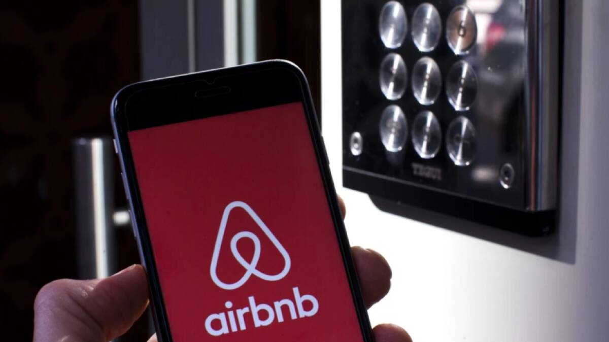 Airbnb says the hotel industry's plan to regulate short-stay accommodation in WA would destroy its business and cost jobs and tourists in the west. Photo: Ryan Stuart