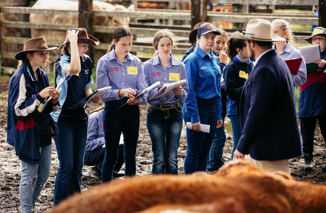 The 2021 UniSchools Steer Challenge competitors are briefed on what to expect. Picture: Daniel Kukec, WSU