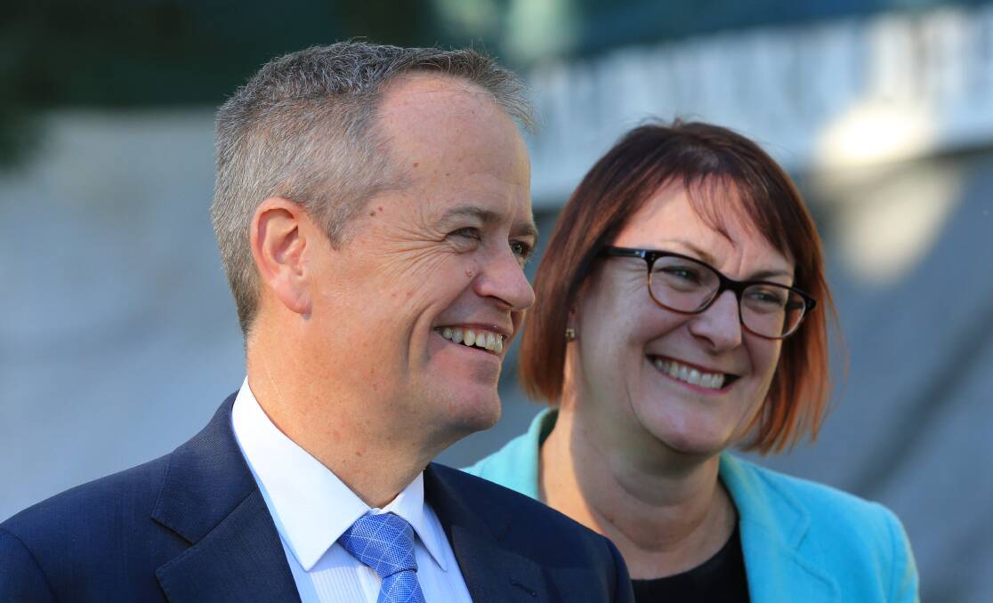 Macquarie MP Susan Templeman with Opposition Leader Bill Shorten during a visit to the Hawkesbury last year.