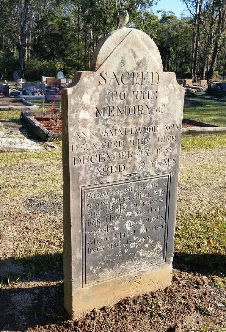 A headstone at Pitt Town Cemetery.