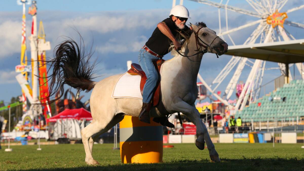 Peter Nelson on Khan during competition on day one of the 2019 Hawkesbury Show, held at Hawkesbury Showground, Clarendon. Picture: Geoff Jones