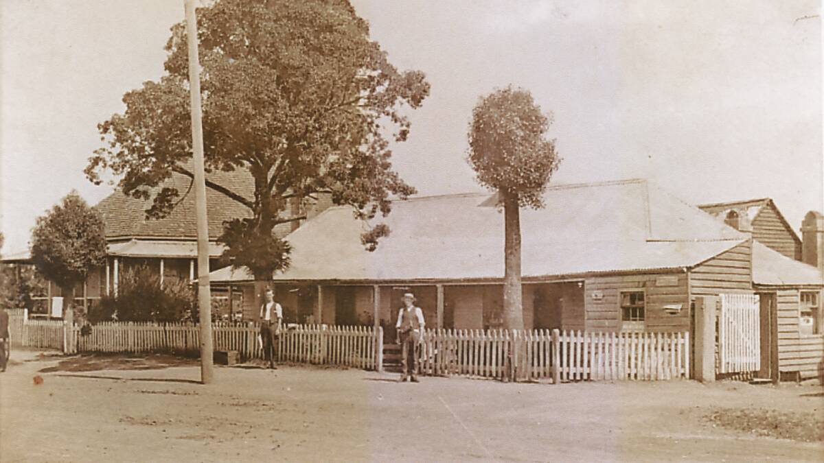 Ivy Lodge (later Lochiel) at Kurrajong Heights circa 1905 showing Post Office on right hand side of the building. From the collection of Bev Woodman.