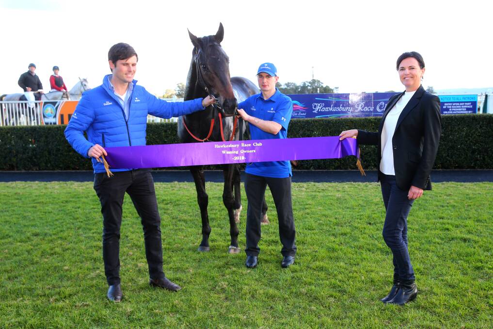 Godolphin success: Winner of the Hawkesbury Gazette 2yo Maiden Handicap run over 1300m on Hawkesbury at Tuesday was Knickpoint, pictured with trainer James Cummings and Krystyna Pollard of the Hawkesbury Gazette. Picture: Geoff Jones. 