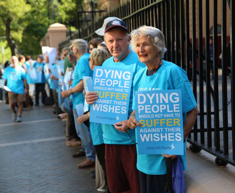 Grassroots support: A rally outside NSW Parliament House on the day of the Voluntary Assisted Dying Bill 2017 final vote when the bill narrowly failed in the Upper House. Photo: Dying with Dignity NSW