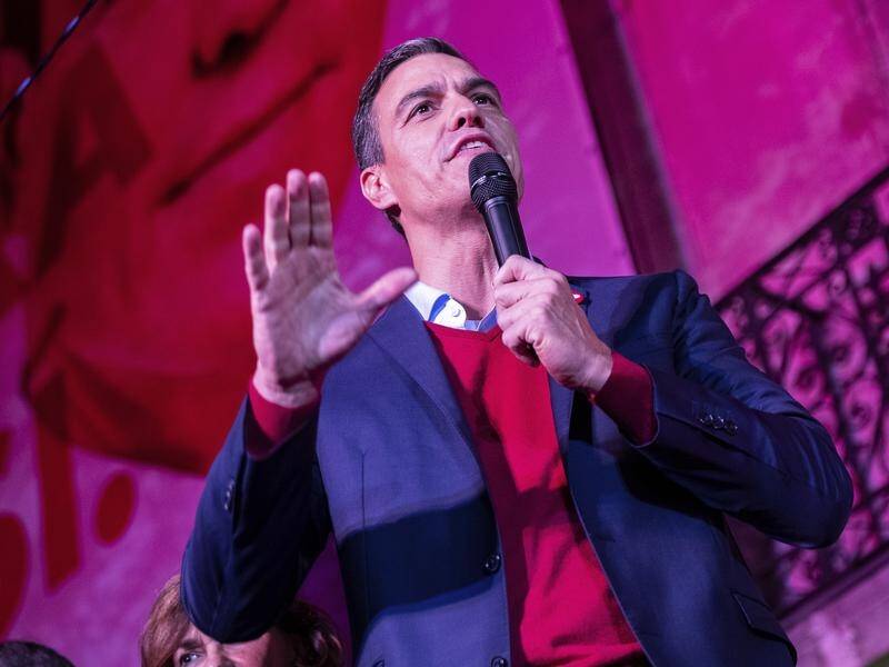 Spain's socialist leader Pedro Sanchez says he'll work towards forming a minority government .