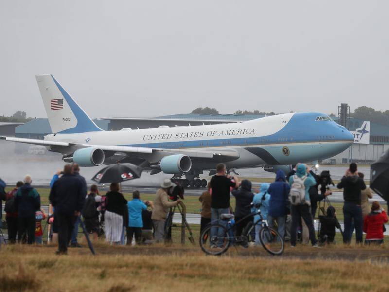Boeing has been awarded the contract to build two new Air Force One planes for the US President.