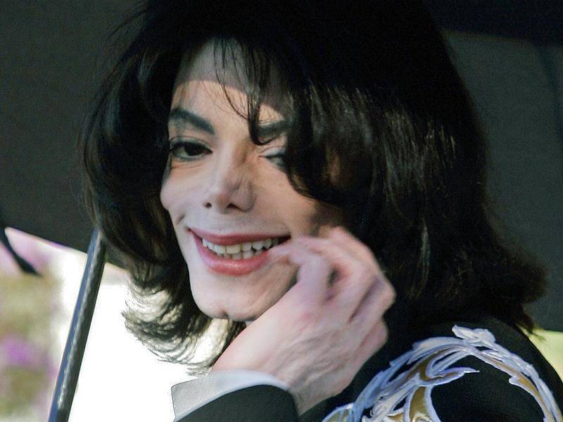 A school in Hollywood once attended by Michael Jackson will retain his name on it s auditorium.