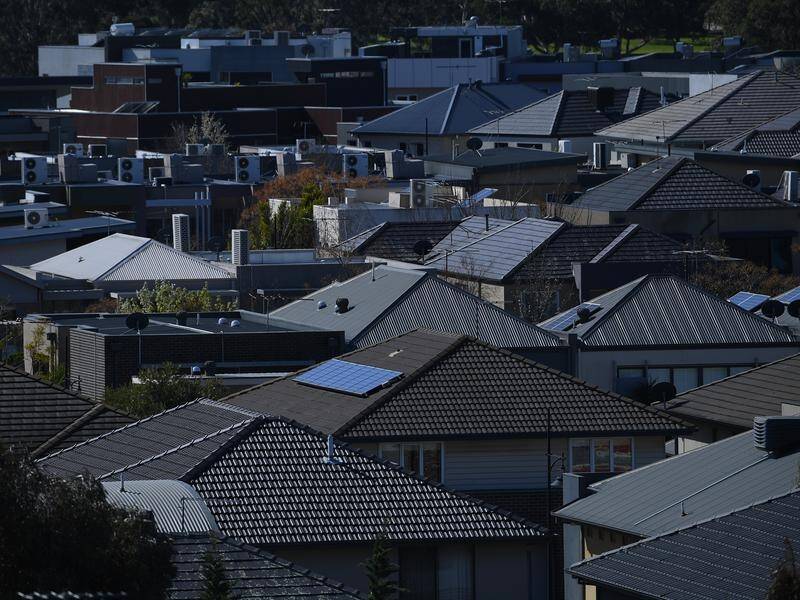 Melbourne house prices fell by a further 0.9 per cent in September.