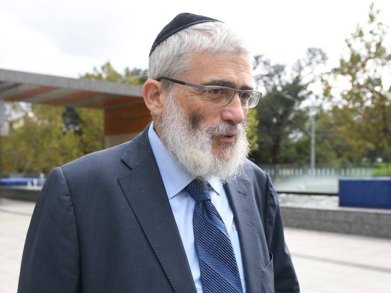Joe Gutnick has been temporarily banned from managing corporations by the financial regulator. (Julian Smith/AAP PHOTOS)