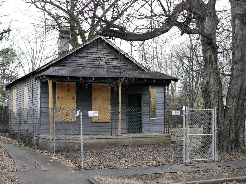 A judge wants a plan to restore the childhood home in Memphis of singer Aretha Franklin.