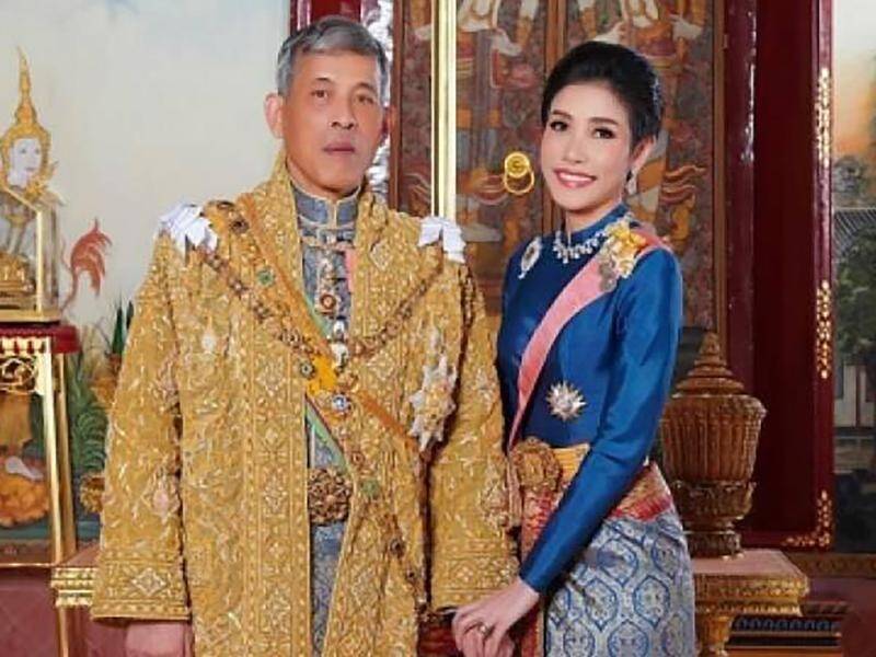 King Maha Vajiralongkorn stripped Sineenatra Wongvajirabhakdi of royal and military decorations.