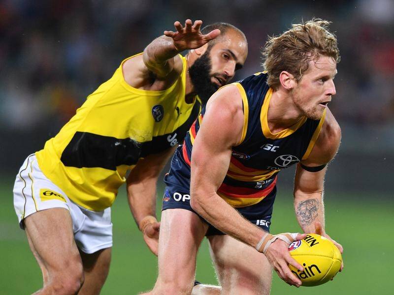 Rory Sloane (r) has been named captain of the struggling Adelaide Crows for a third straight year.