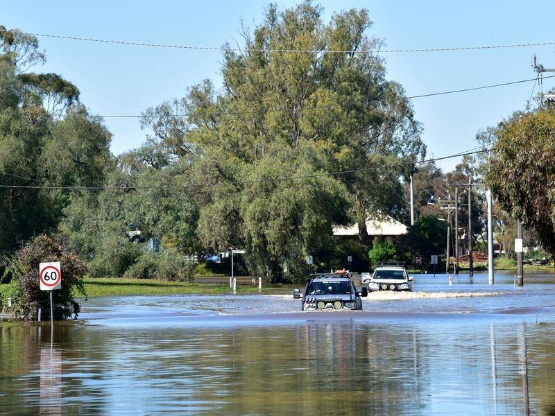 A parliamentary committee will examine how insurers managed claims after flooding in three states. (Brendan McCarthy/AAP PHOTOS)
