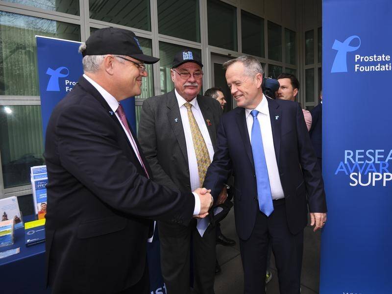 Prime Minister Scott Morrison (l) and Opposition Leader Bill Shorten (r) at a prostate cancer event.