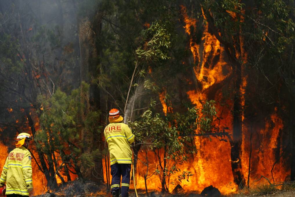 Hazard reduction burn in Castlereagh Nature Reserve