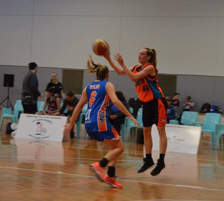 STAYING FOCUSED: Hawkesbury Jets division one women's captain Taylah Cottees in action. The young captain said her focus this season was leading by example.