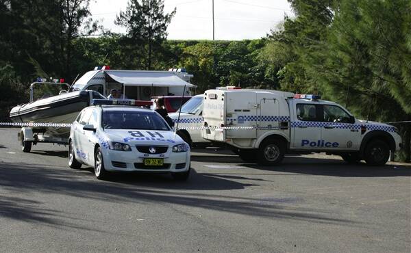 (Thursday 4pm update) Emergency crews search for man missing in Hawkesbury River